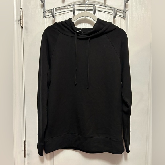 Eddie Bauer Women’s Black Hoodie with Drawstring
Soft Fabric Relaxed Fit medium - Picture 2 of 13